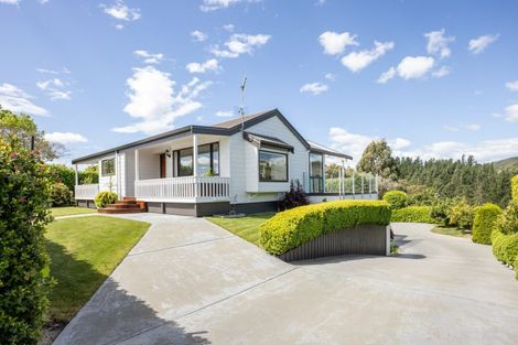 Photo of property in 37 Hikanui Drive, Havelock North, 4130