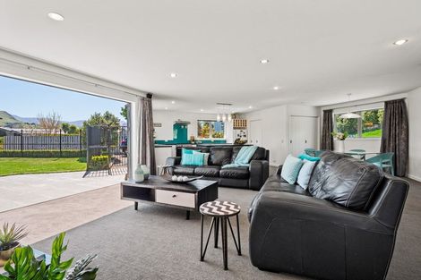 Photo of property in 8 Widgeon Place, Lake Hayes, Queenstown, 9304