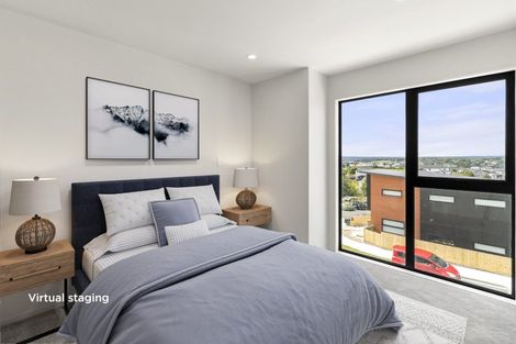 Photo of property in 15 Paina Crescent, Massey, Auckland, 0614