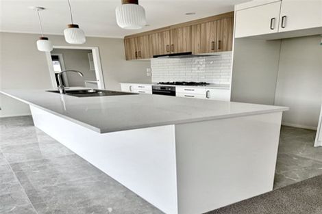 Photo of property in 4 Swinton Place, Churton Park, Wellington, 6037