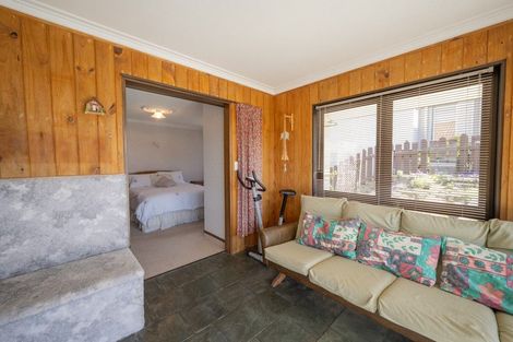 Photo of property in 2 Hart Place, Bridge Hill, Alexandra, 9320