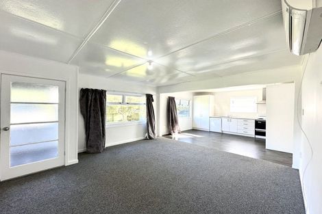 Photo of property in 90 Centennial Avenue, Waitara, 4320