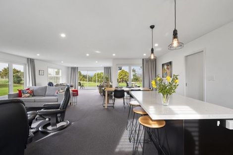 Photo of property in 172 Hendersons Line, Kelvin Grove, Palmerston North, 4470