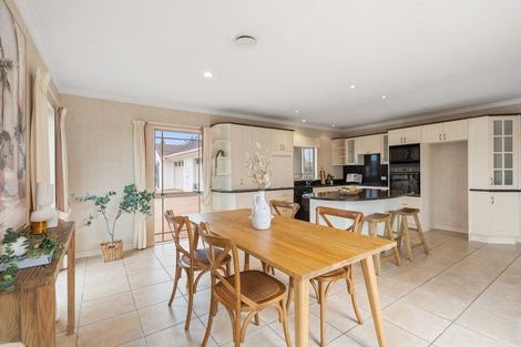 Photo of property in 50 Gravatt Road, Papamoa Beach, Papamoa, 3118