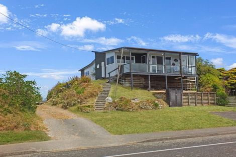 Photo of property in 122 Seabury Avenue, Foxton Beach, Foxton, 4815