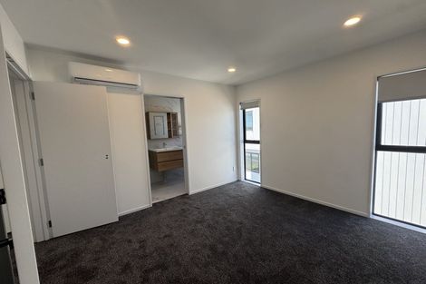 Photo of property in 14d Elcoat Avenue, Te Atatu South, Auckland, 0610