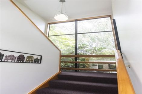 Photo of property in 2/5a Regency Crescent, Redwood, Christchurch, 8051