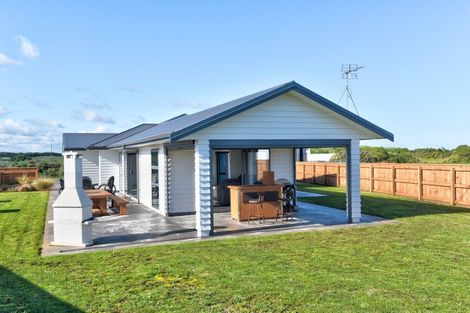 Photo of property in 4 Rosemount Road, Waverley, 4591