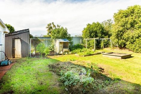 Photo of property in 16 Saint James Street, Southbridge, 7602