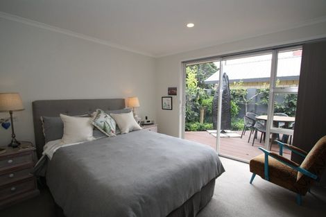 Photo of property in 32a Bulteel Street, New Plymouth, 4310