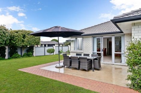 Photo of property in 30 Winchester Place, Rototuna North, Hamilton, 3210