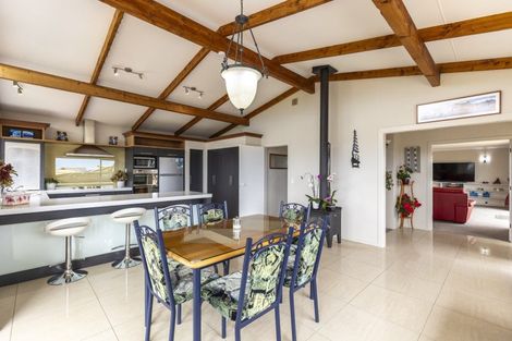 Photo of property in 70 Bayly Road, Blagdon, New Plymouth, 4310