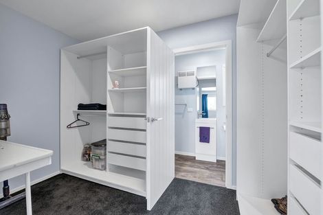 Photo of property in 43 Carrs Road, Urenui, 4377