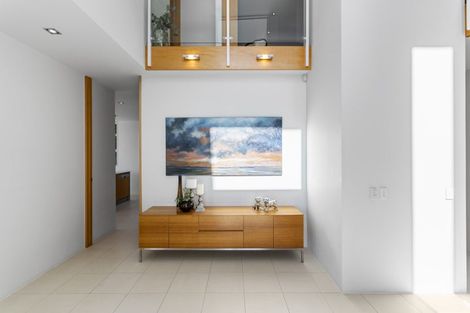 Photo of property in 11 Icarus Place, Half Moon Bay, Auckland, 2012