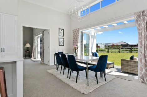 Photo of property in 1 Kotare Grove, Cambridge, 3434