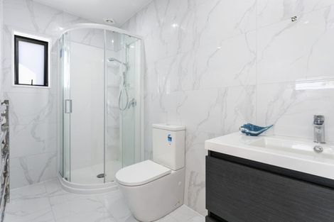 Photo of property in 9a Wolsley Avenue, Milford, Auckland, 0620