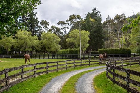Photo of property in 1789 State Highway 2, Kaitoke, Upper Hutt, 5018