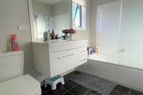 Photo of property in 1/64 Mackworth Street, Woolston, Christchurch, 8062