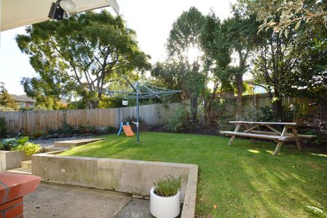 Photo of property in 15 Pioneer Crescent, Helensburgh, Dunedin, 9010