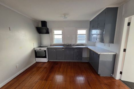 Photo of property in 16 Manuka Street, Hokowhitu, Palmerston North, 4410