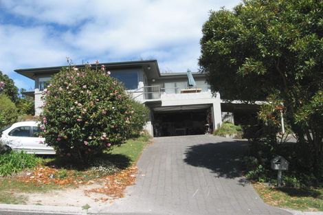 Photo of property in 18 Scenic Heights, Acacia Bay, Taupo, 3330