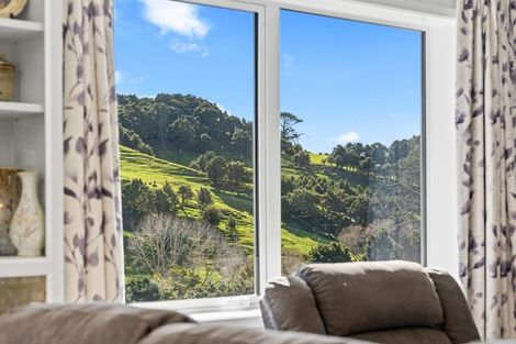 Photo of property in 3241 Paparoa-oakleigh Road, Paparoa, 0571