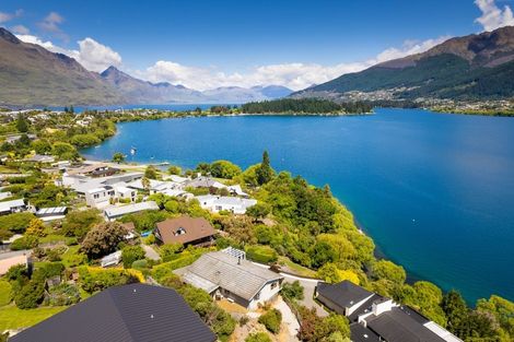 Photo of property in 463 Peninsula Road, Kelvin Heights, Queenstown, 9300