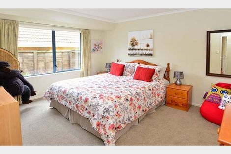 Photo of property in 50 Serene Place, Gulf Harbour, Whangaparaoa, 0930