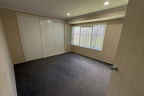 Photo of property in 70 Sheriff Place, Randwick Park, Auckland, 2105