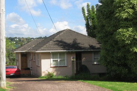 Photo of property in 3 Arahoe Road, New Lynn, Auckland, 0600