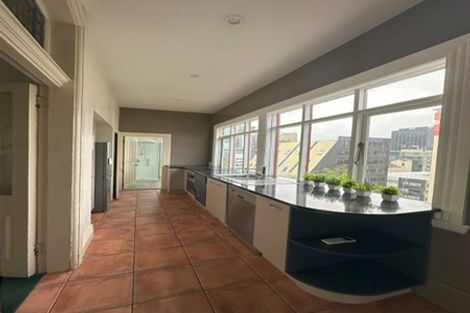 Photo of property in 2/205 The Terrace, Wellington Central, Wellington, 6011