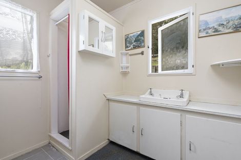 Photo of property in 43 Florance Avenue, Russell, 0272