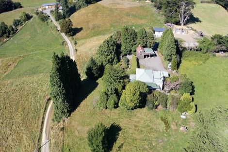 Photo of property in 3 Adolphus Street, Norsewood, 4974