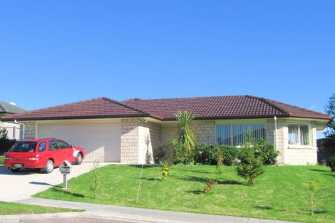 Photo of property in 56 Highfields Terrace, Henderson, Auckland, 0612