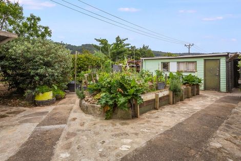 Photo of property in 31 Karamu Crescent, Wainuiomata, Lower Hutt, 5014