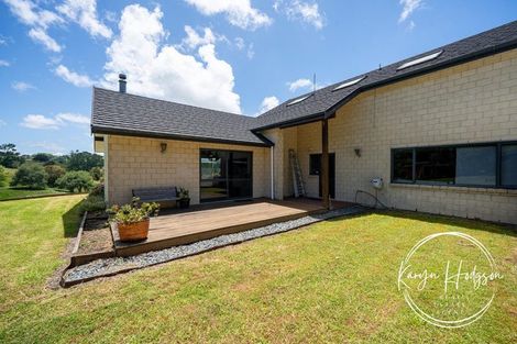 Photo of property in 87 Hurndall Street East, Maungaturoto, 0520