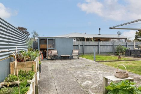 Photo of property in 20 Bentham Street, Westport, 7825