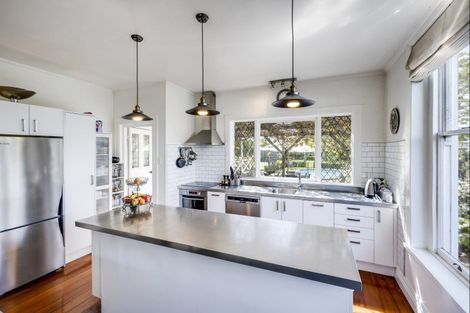 Photo of property in 607 Queen Street West, Saint Leonards, Hastings, 4120