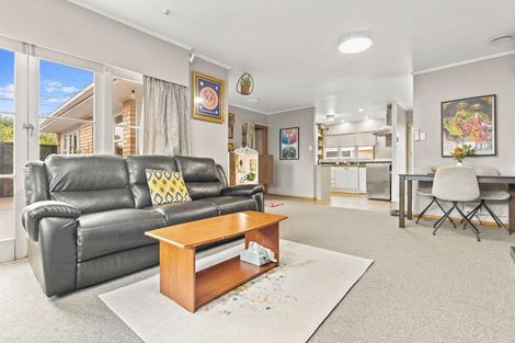 Photo of property in 25 Coleridge Drive, Enderley, Hamilton, 3214