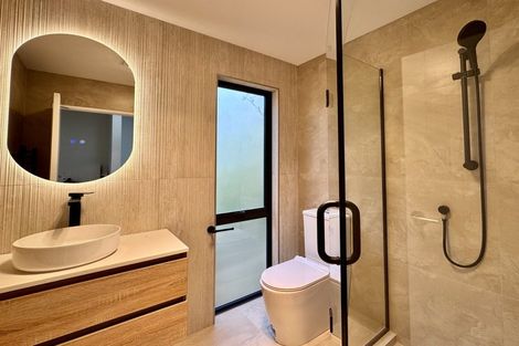 Photo of property in 7/36 Fairdale Place, Birkdale, Auckland, 0626