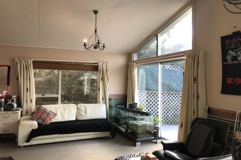 Photo of property in 37 Seon Place, Birkdale, Auckland, 0626