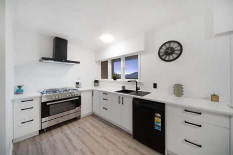 Photo of property in 10 London Street, Pukekohe, 2120