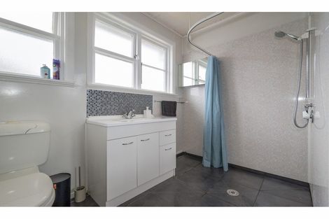 Photo of property in 182 Langdons Road, Northcote, Christchurch, 8052