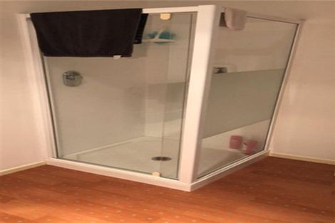 Photo of property in 12 Webster Place, Picton, 7220