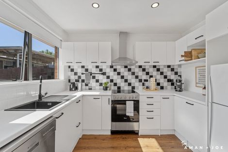 Photo of property in 3/27a Miro Street, New Lynn, Auckland, 0600