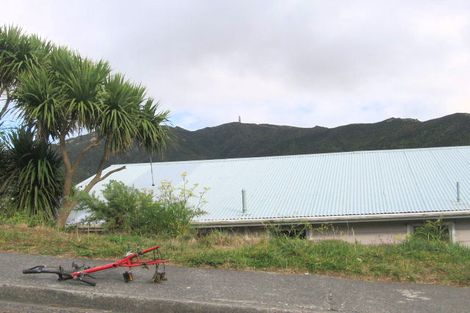 Photo of property in 71 Victory Avenue, Karori, Wellington, 6012