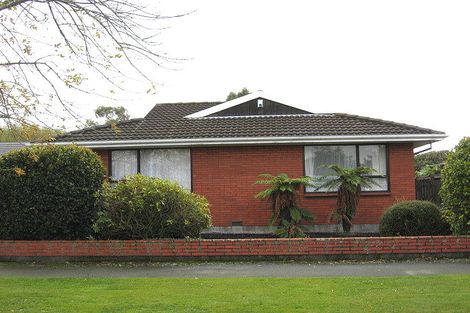 Photo of property in 75 Corfe Street, Ilam, Christchurch, 8041