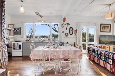 Photo of property in 10 Church Road, Maketu, Paengaroa, 3189