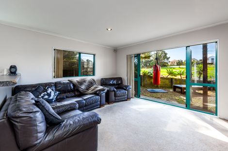 Photo of property in 19 Midshipman Court, Gulf Harbour, Whangaparaoa, 0930
