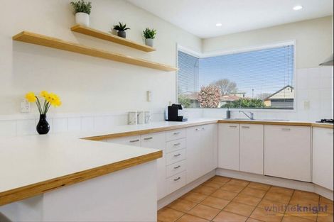 Photo of property in 366 Sawyers Arms Road, Harewood, Christchurch, 8051